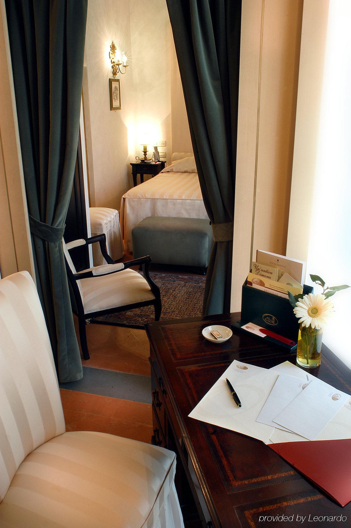 Hotel Relais Dell'Orologio Pisa Bilik gambar