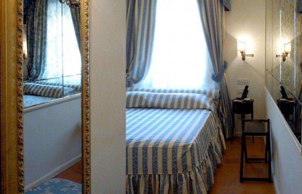 Hotel Relais Dell'Orologio Pisa Luaran gambar