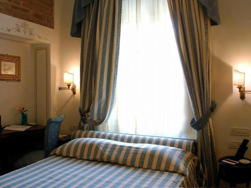 Hotel Relais Dell'Orologio Pisa Luaran gambar